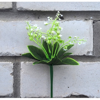 Искусственные цветы Ландыши пластиковые бордюрные 21 см 6 веточек ю-6567